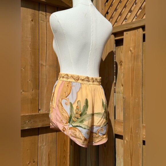 🆕 FARM Rio 🧿 NWOT Multicolor Banana Royalty Kaleidoscope Shorts, Sz XS - Picture 7 of 16